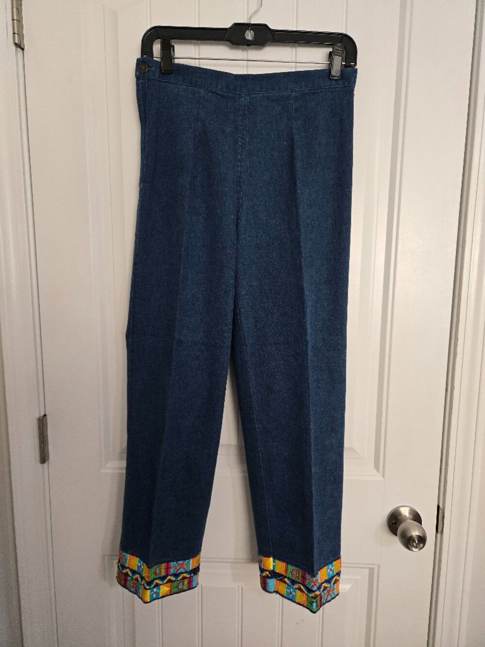 Vintage Michael Simon Light Beaded & Embroidered Denim Crop Pants | Size M